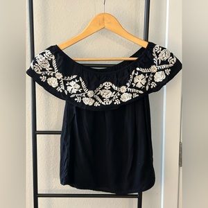 Women’s Off-the-Shoulder Top